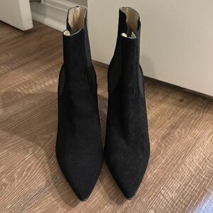 Women’s genuine leather boots